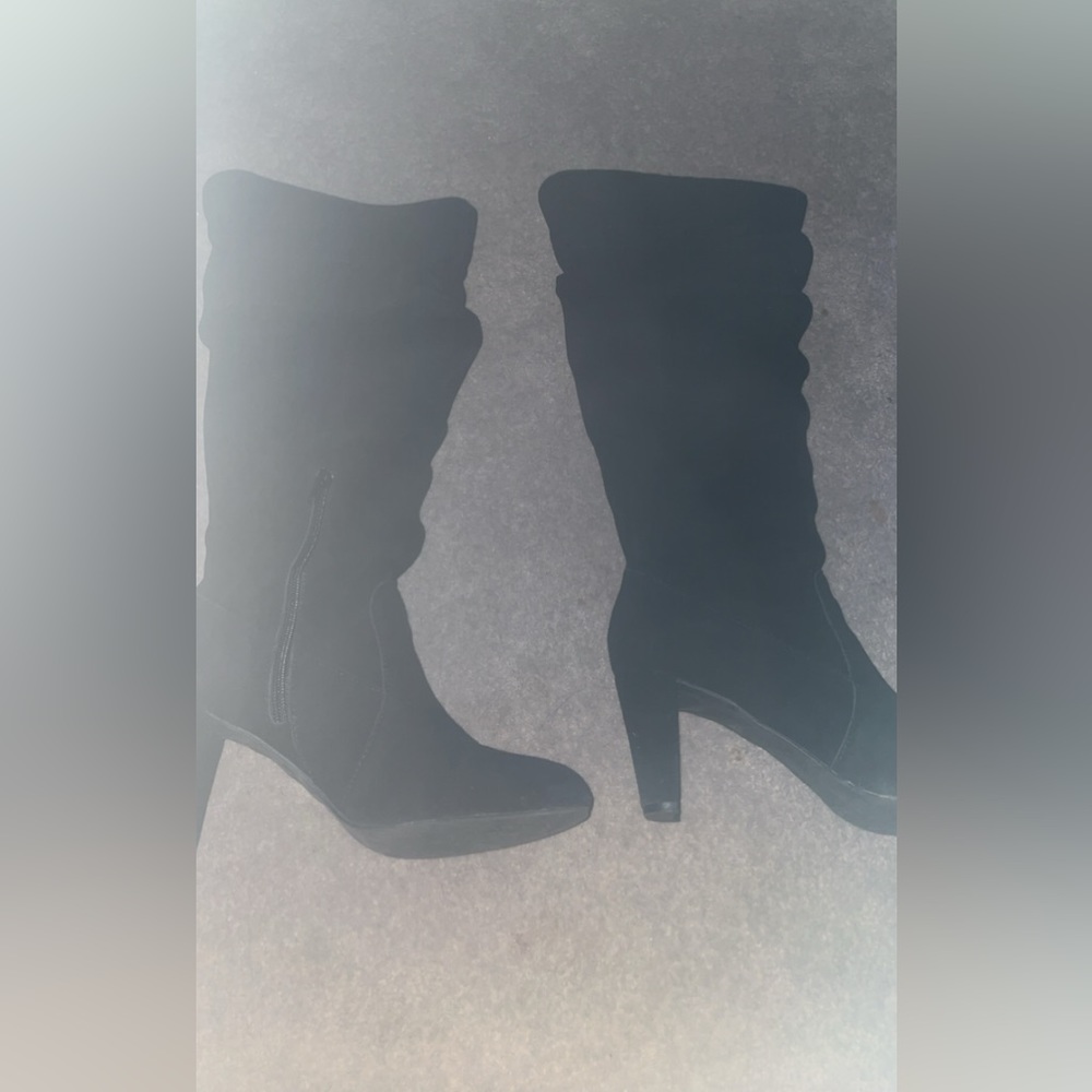 OVER THE KNEE HIGH HEELS